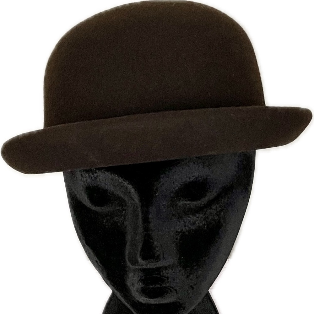 DKNY Vintage ππππ π·ππππ¦ Hat